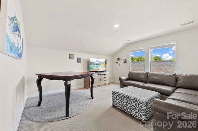 5727 Lavaux Court, Charlotte, NC 28214