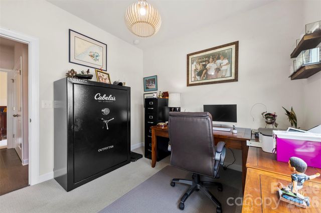 5727 Lavaux Court, Charlotte, NC 28214