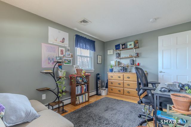 15 Cricket Lane, Newington, CT 06111