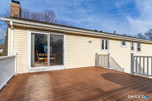 15 Cricket Lane, Newington, CT 06111