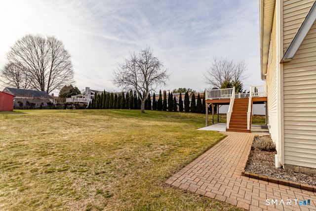 15 Cricket Lane, Newington, CT 06111