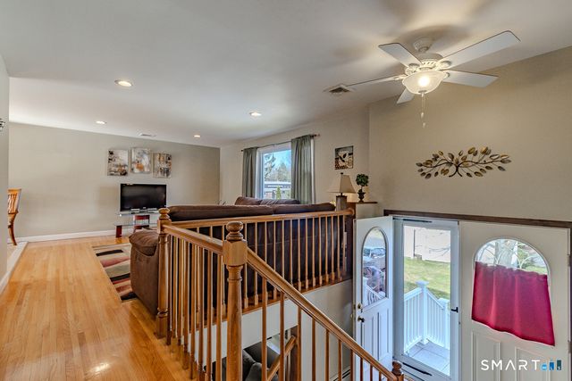 15 Cricket Lane, Newington, CT 06111