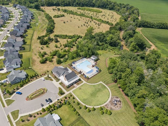 7601 Bussing Pass, College Grove, TN 37046