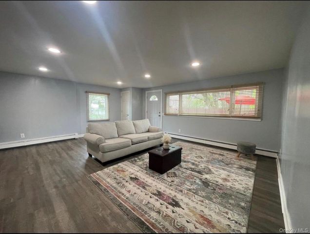29 Juanita Avenue, Huntington, NY 11743