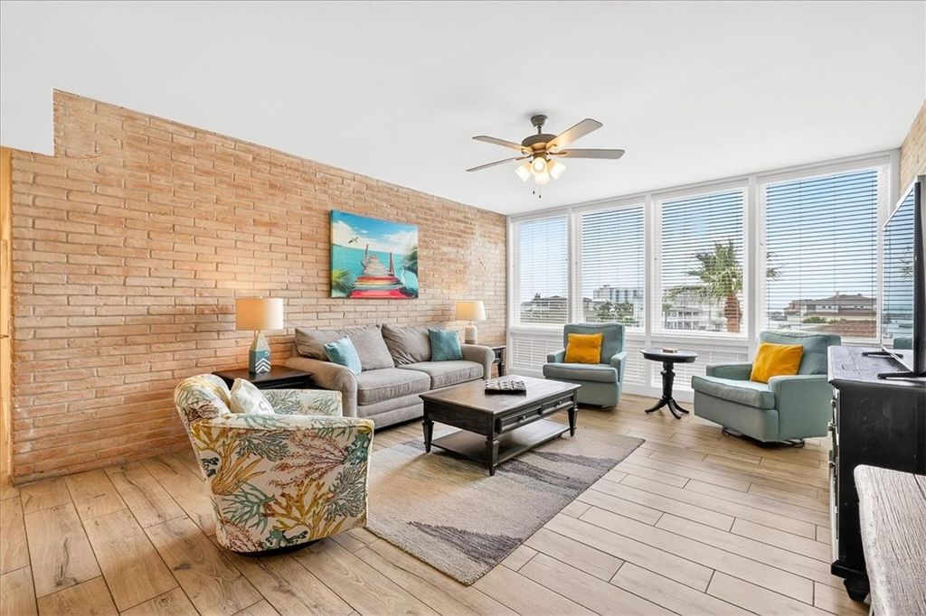 631 Channel View Dr 216, Port Aransas, TX 78373 — photo 3