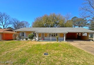 3761 Brinkley Drive, Jackson, MS 39213