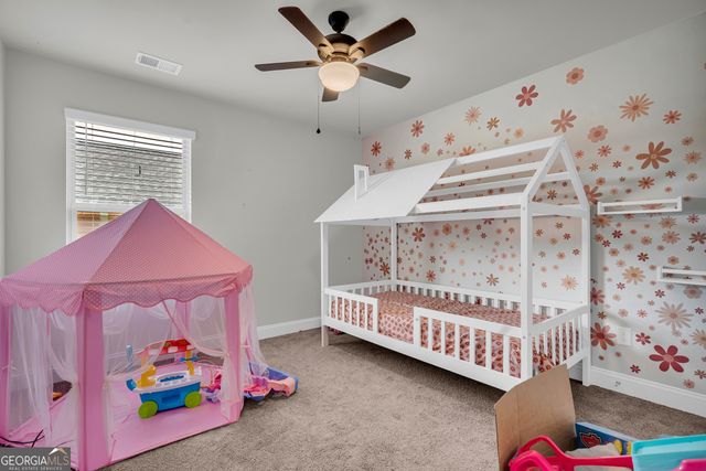 304 Magnolia Villas Dr, Cornelia, GA 30531