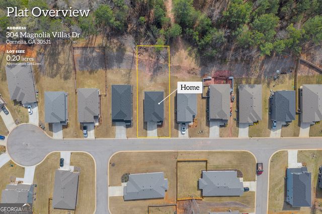 304 Magnolia Villas Dr, Cornelia, GA 30531