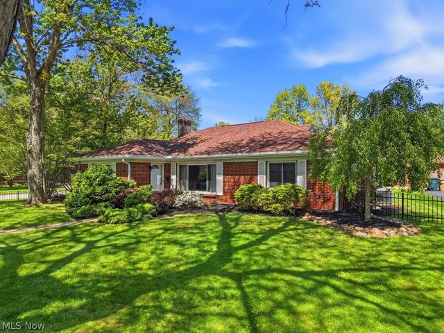 1737 Highbridge Road, Cuyahoga Falls, OH 44223