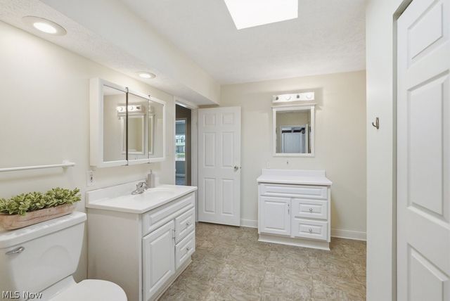 1737 Highbridge Road, Cuyahoga Falls, OH 44223