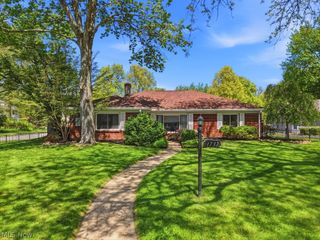1737 Highbridge Road, Cuyahoga Falls, OH 44223
