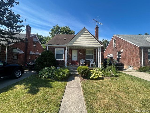 21970 Moross Road, Grosse Pointe, MI 48236