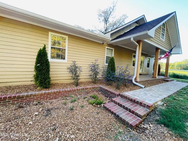 903 Shinault Road, Byhalia, MS 38611