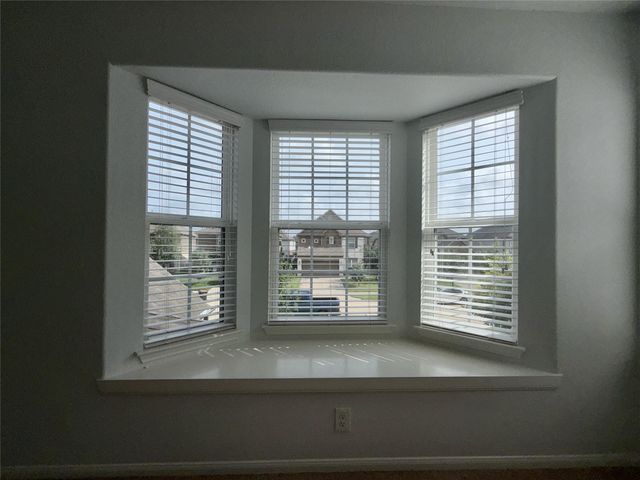 2623 Hunters Side Trail, Fresno, TX 77545