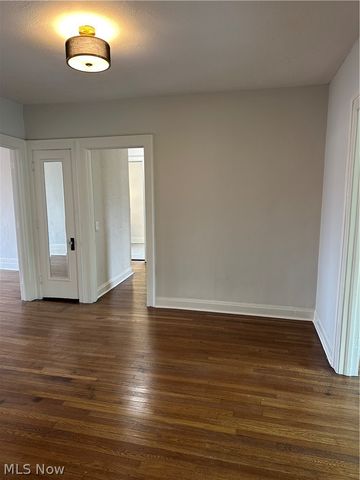 2617 Euclid Heights Boulevard 2, Cleveland Heights, OH 44106