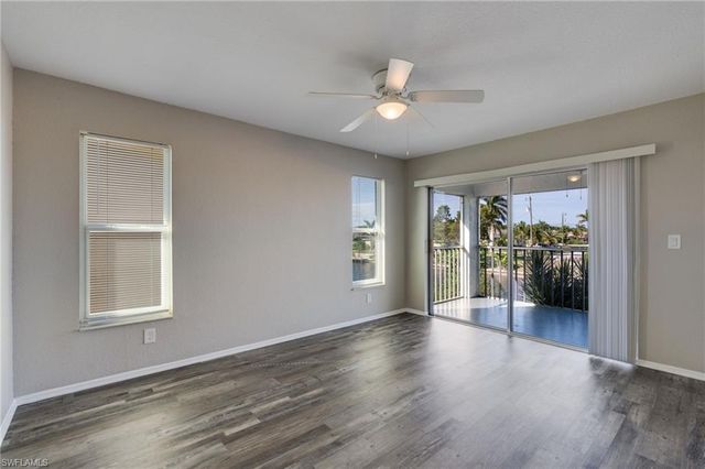 429 SW 47th Ter Apt 4, Cape Coral, FL 33914