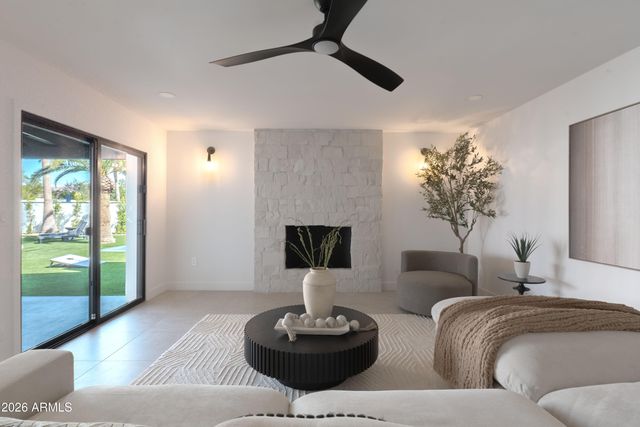 6242 E REDFIELD Road, Scottsdale, AZ 85254