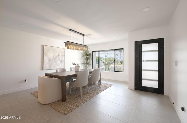 6242 E REDFIELD Road, Scottsdale, AZ 85254