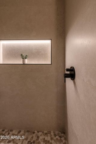 6242 E REDFIELD Road, Scottsdale, AZ 85254