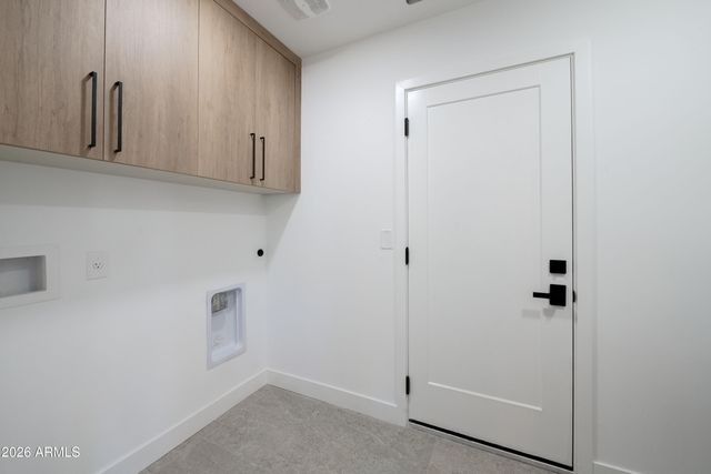 6242 E REDFIELD Road, Scottsdale, AZ 85254