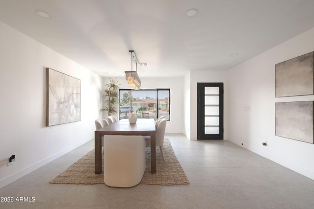 6242 E REDFIELD Road, Scottsdale, AZ 85254