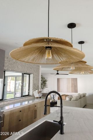 6242 E REDFIELD Road, Scottsdale, AZ 85254