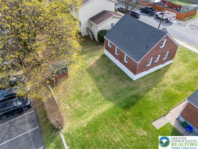 714 Fernwood Street, Bethlehem City, PA 18018