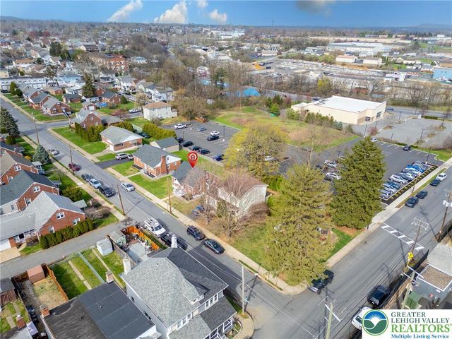 714 Fernwood Street, Bethlehem City, PA 18018