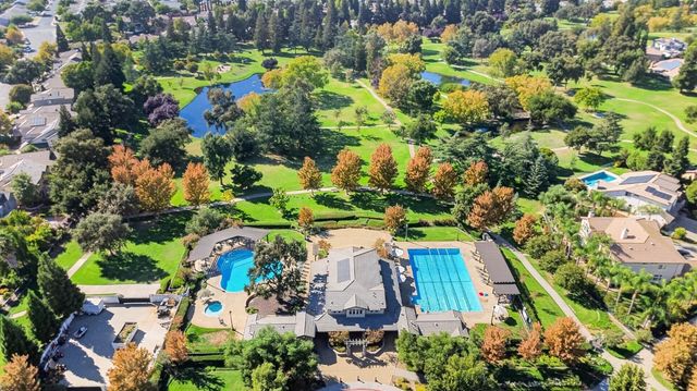 701 Rolling Green Dr, West Sacramento, CA 95605
