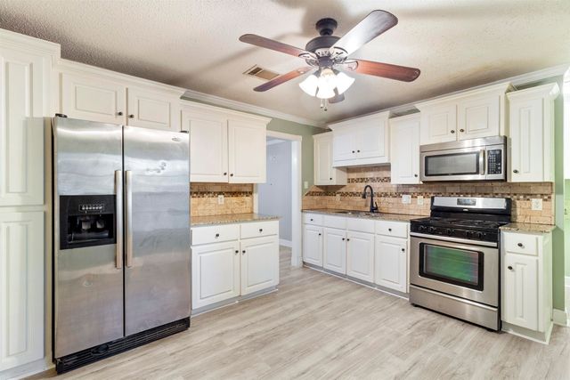 7801 Impala Drive, Little Rock, AR 72209