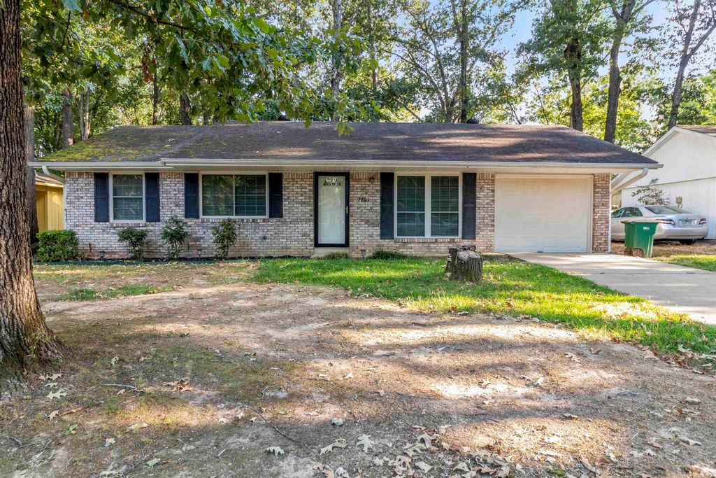 7801 Impala Drive, Little Rock, AR 72209