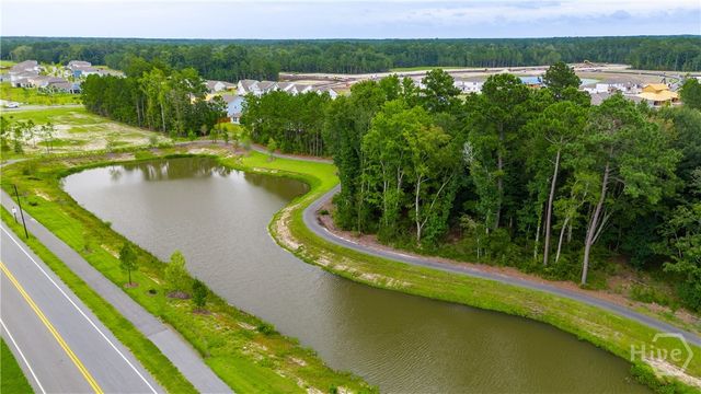 288 Crosstown Avenue, Richmond Hill, GA 31324