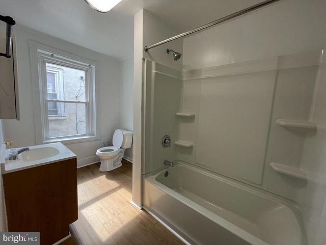 134 WAYNE AVE, Norristown, PA 19401