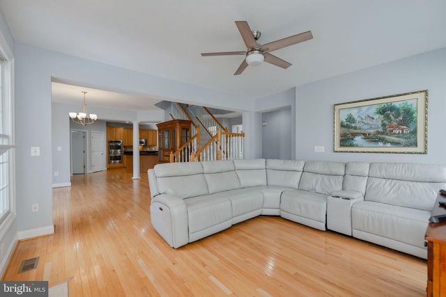 2574 TRANSOM PL, Woodbridge, VA 22191