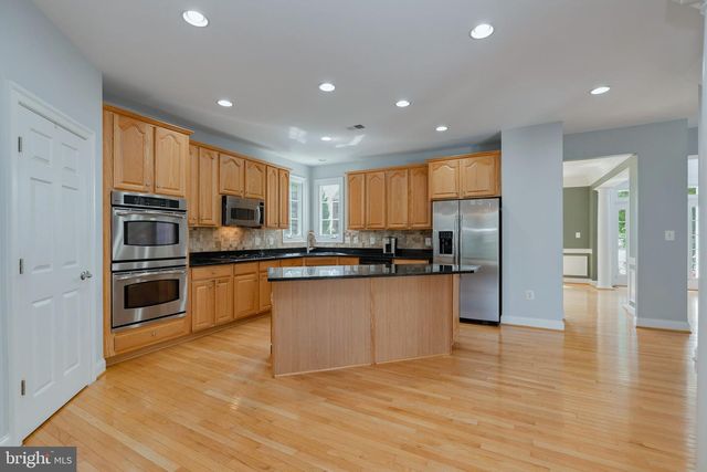 2574 TRANSOM PL, Woodbridge, VA 22191
