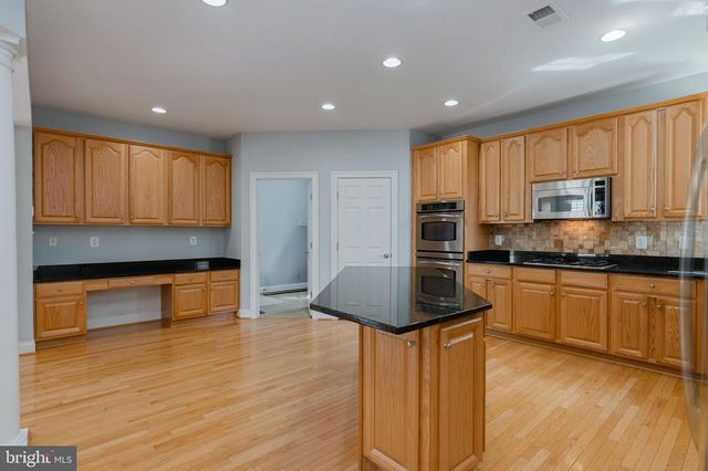 2574 TRANSOM PL, Woodbridge, VA 22191