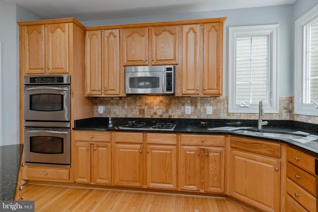 2574 TRANSOM PL, Woodbridge, VA 22191