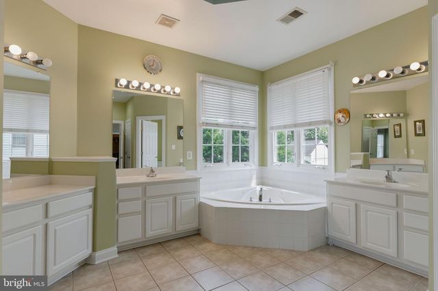 2574 TRANSOM PL, Woodbridge, VA 22191