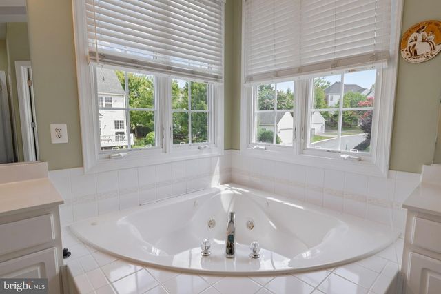 2574 TRANSOM PL, Woodbridge, VA 22191