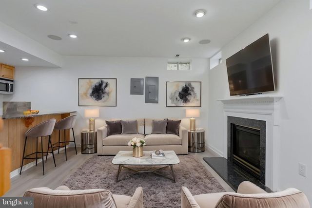 2574 TRANSOM PL, Woodbridge, VA 22191