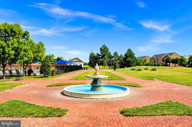 2574 TRANSOM PL, Woodbridge, VA 22191