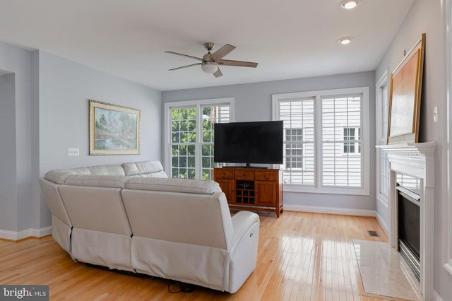 2574 TRANSOM PL, Woodbridge, VA 22191