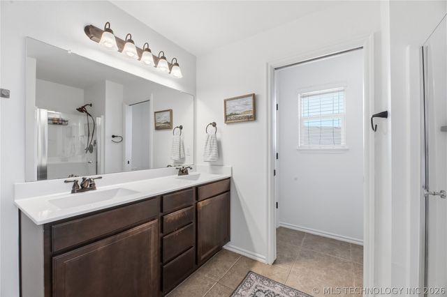 3009 Lincoln Road, Bartlesville, OK 74006