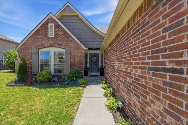 3009 Lincoln Road, Bartlesville, OK 74006