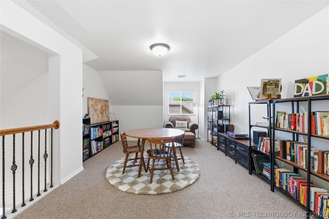 3009 Lincoln Road, Bartlesville, OK 74006