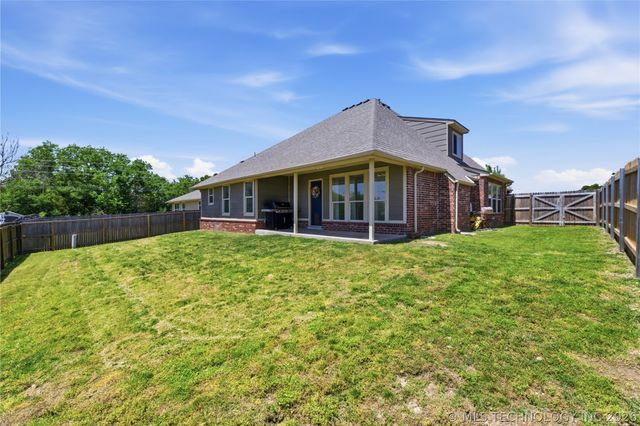 3009 Lincoln Road, Bartlesville, OK 74006