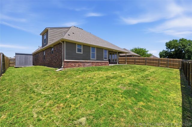 3009 Lincoln Road, Bartlesville, OK 74006