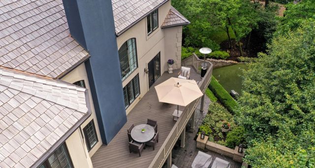 203 Settlers Court, Naperville, IL 60565