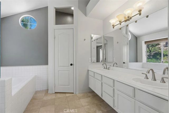 12 Chickadee Lane, Aliso Viejo, CA 92656