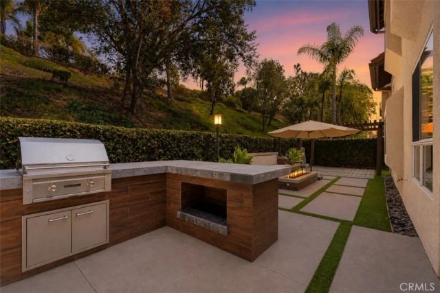 12 Chickadee Lane, Aliso Viejo, CA 92656